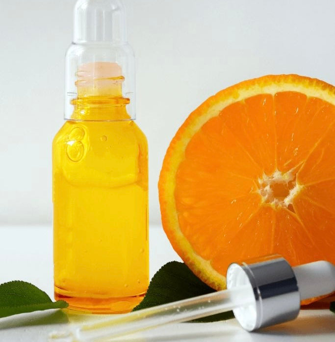 Vitamina C: Proprietà benefiche per la salute e la pelle del viso