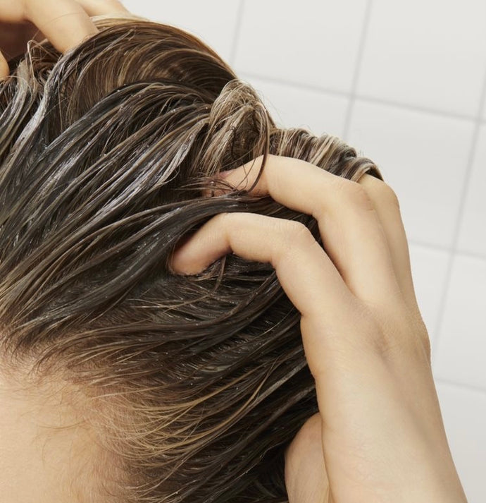 How hair serum works ?